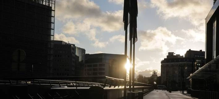 Σε χαμηλό 10ετίας η ανεργία στην Ευρωζώνη τον Απρίλιο- Στην Ελλάδα οι περισσότεροι άνεργοι